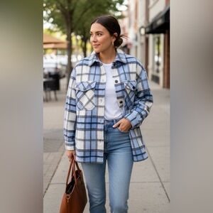 Zara Plaid Fleece Oversized shirt in Blue and Cream, size M, Like New